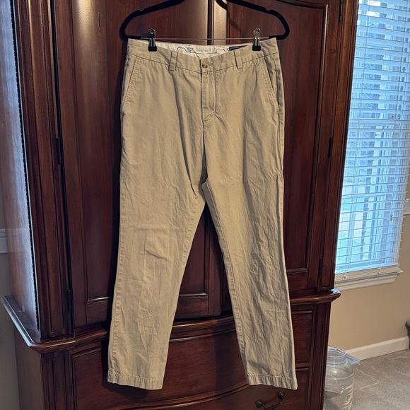 Vineyard Vines Other - Vineyard Vines Slim Fit Breaker Pant Men's Khaki Chinos 32x32